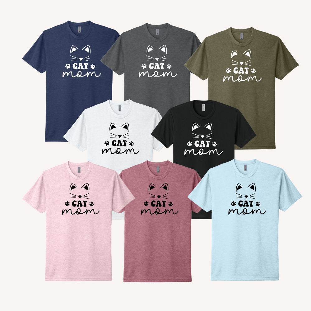 Cute Face Cat Mom T-Shirt